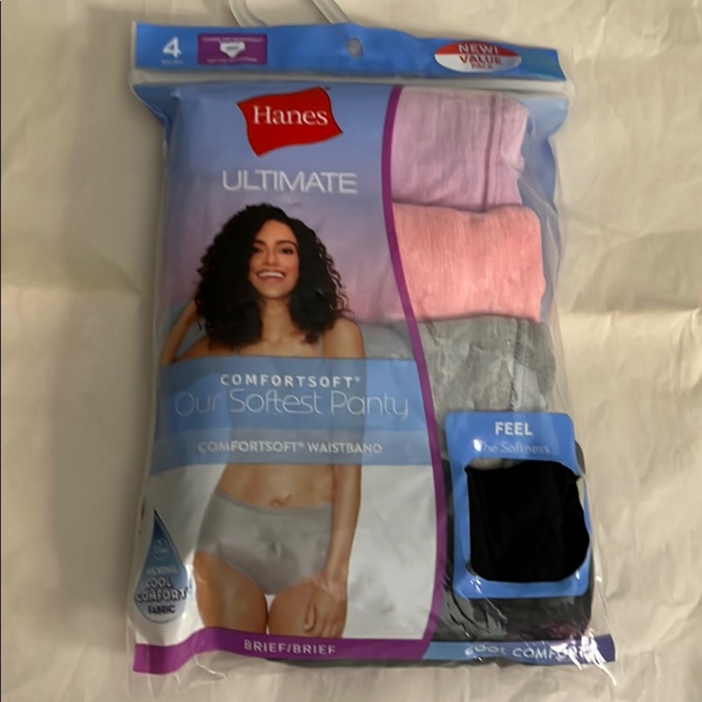 4 pcs panties by Hanes